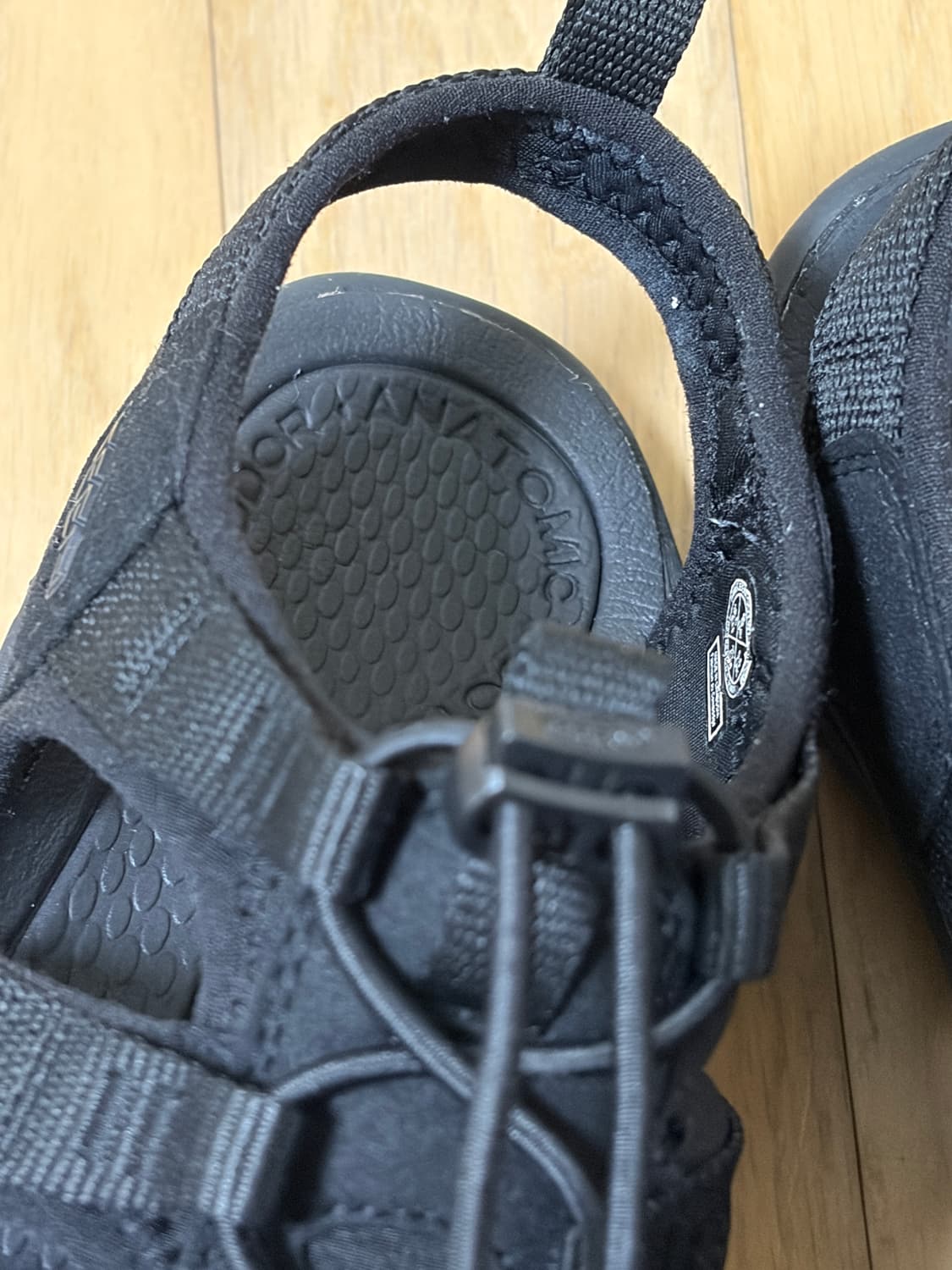 (무료배송)킨 뉴포트 H2 샌들 Triple Black 250  상품이미지10