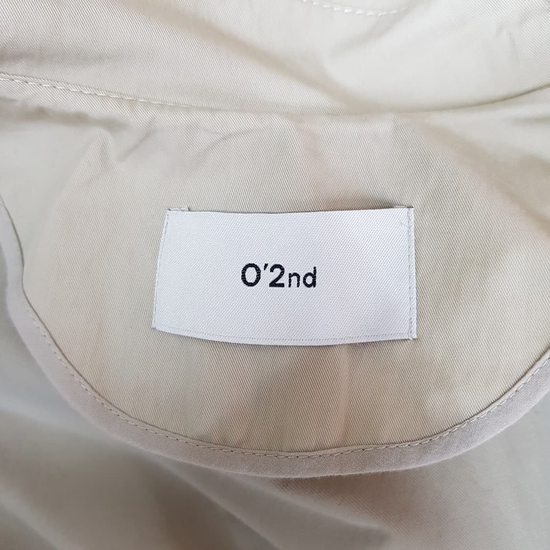 오즈세컨 2022 튤 레이어 트렌치코트 76-90-155사이즈 상품이미지7