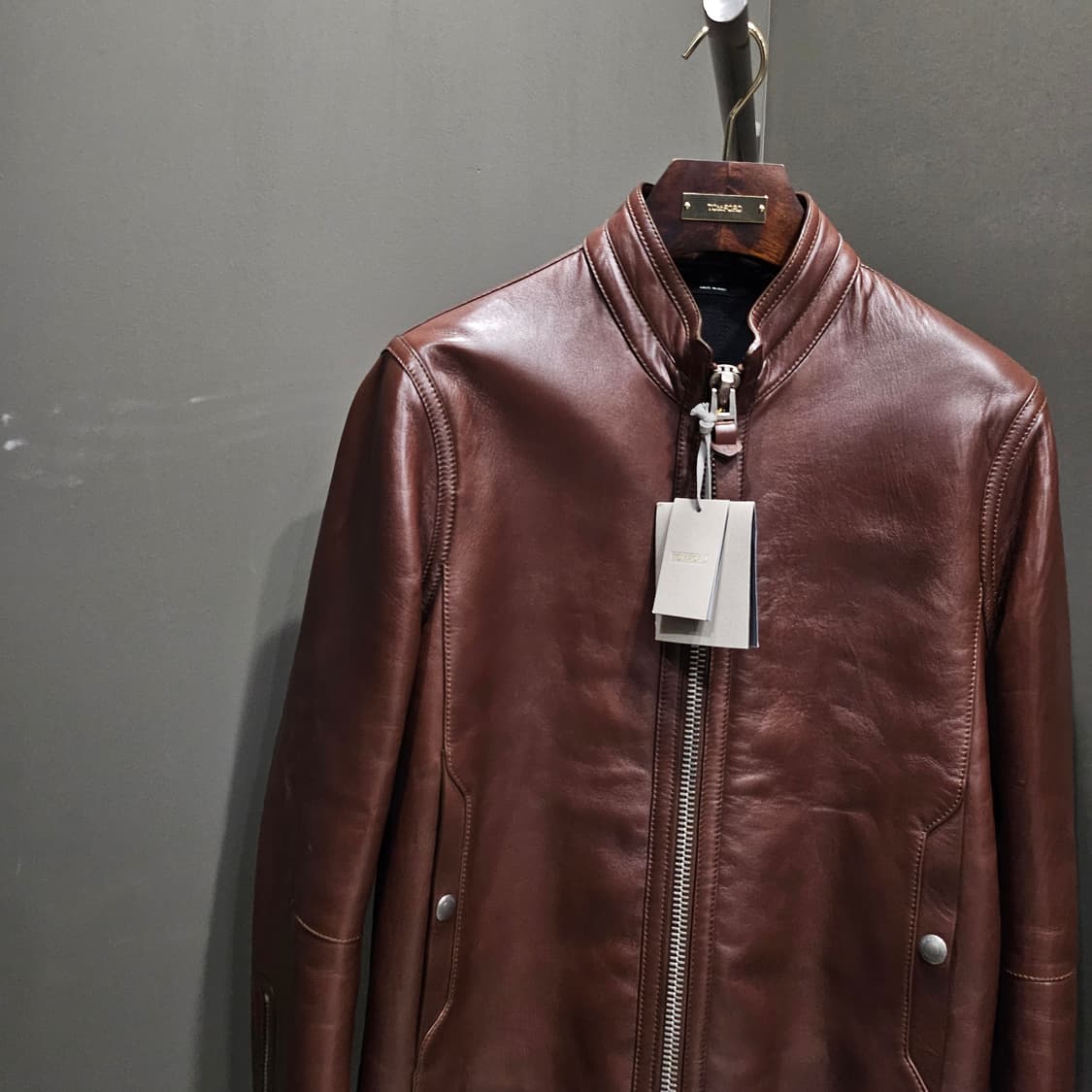 톰포드 스무스램레더 신상 바이커 가죽자켓 상품이미지5