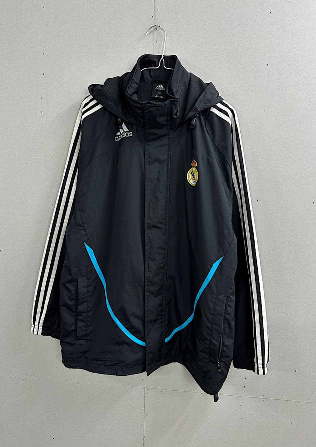 아디다스 레알마드리드 바람막이 XL  상품이미지1