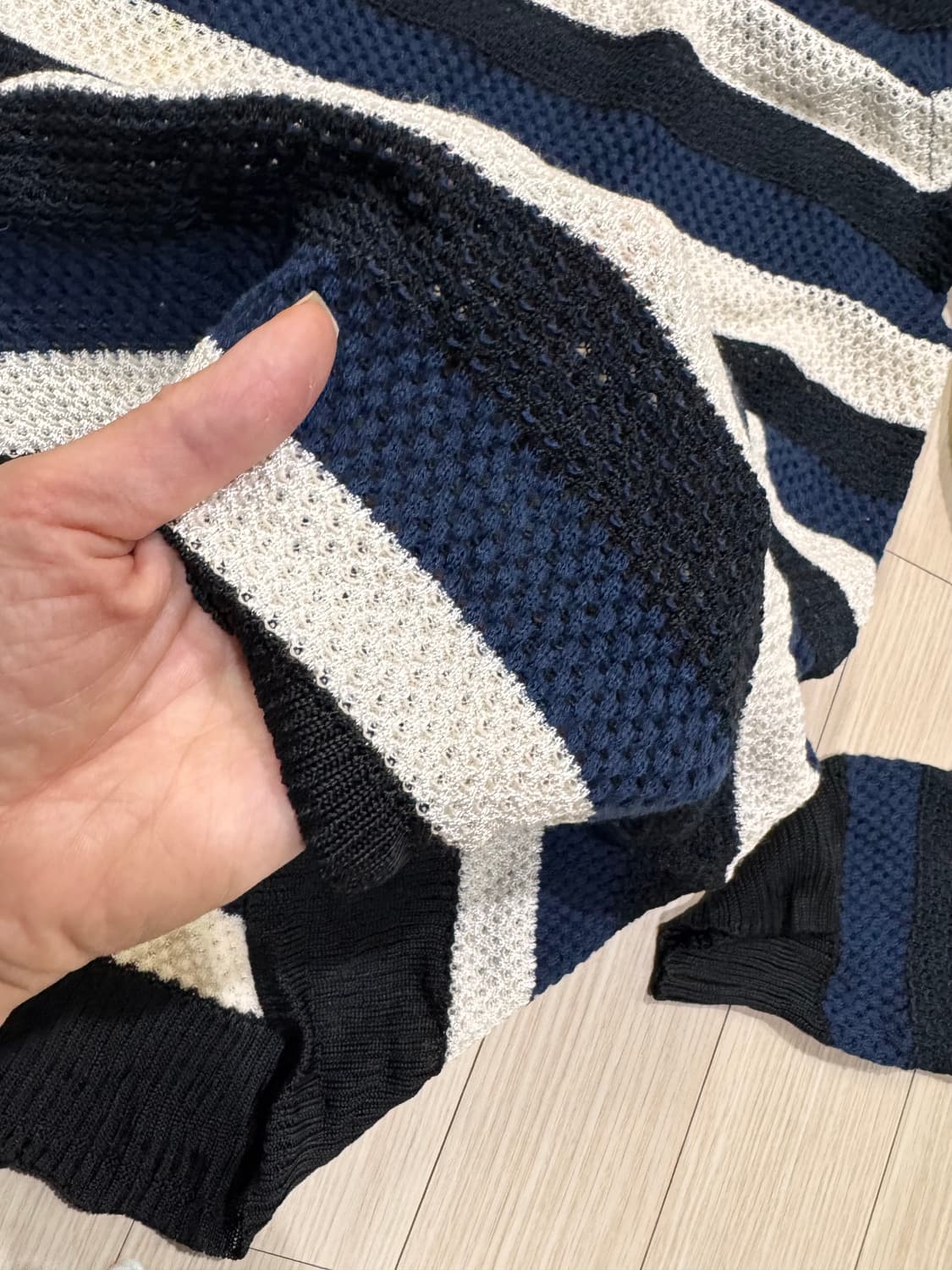 44 마른55 정품 소니아리키엘 펀칭 얇은 니트 스웨터 상품이미지6