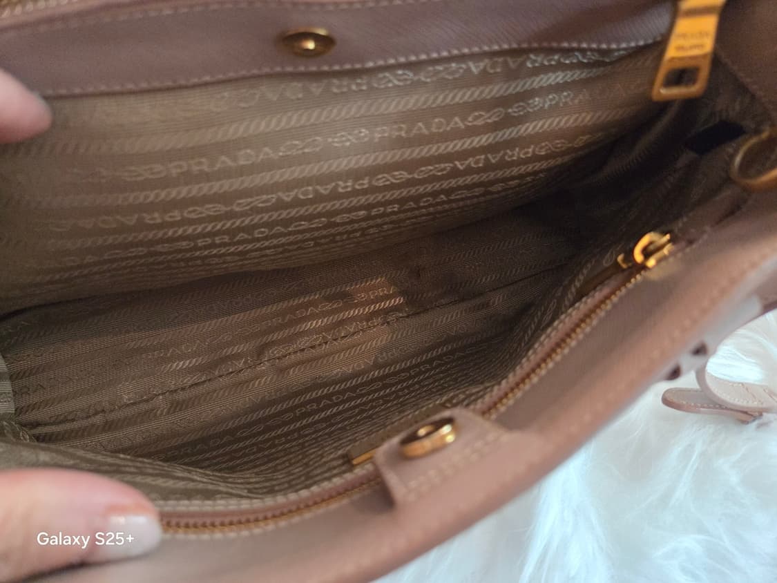 프라다 BN1874 인디핑크 사피아노 럭스 토트백, 스트랩 상품이미지10