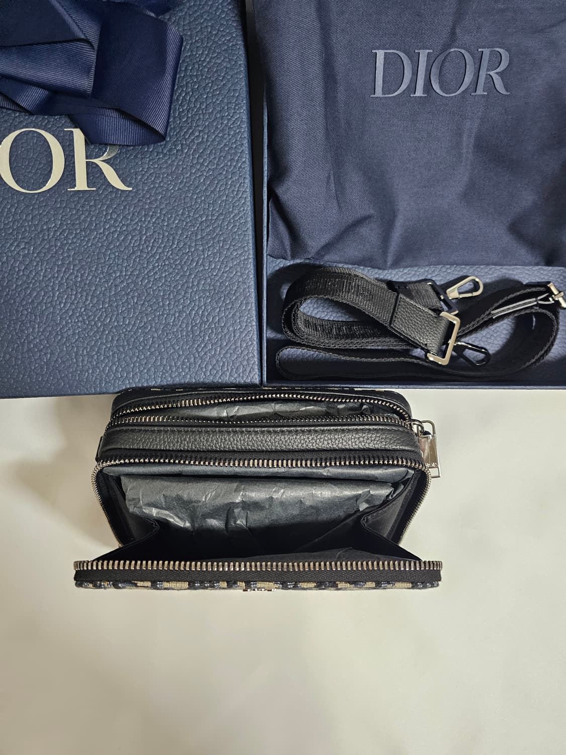 디올 오블리크 크로스백팝니다 상품이미지2