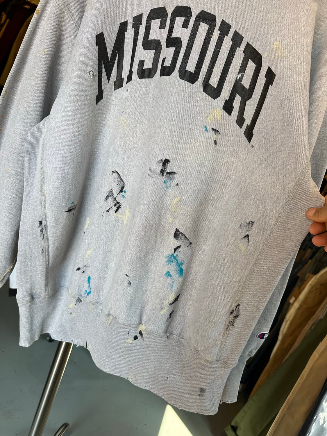 챔피온 헤비웨이트 리버스위브 데미지 페인팅 스웻셔츠 상품이미지5