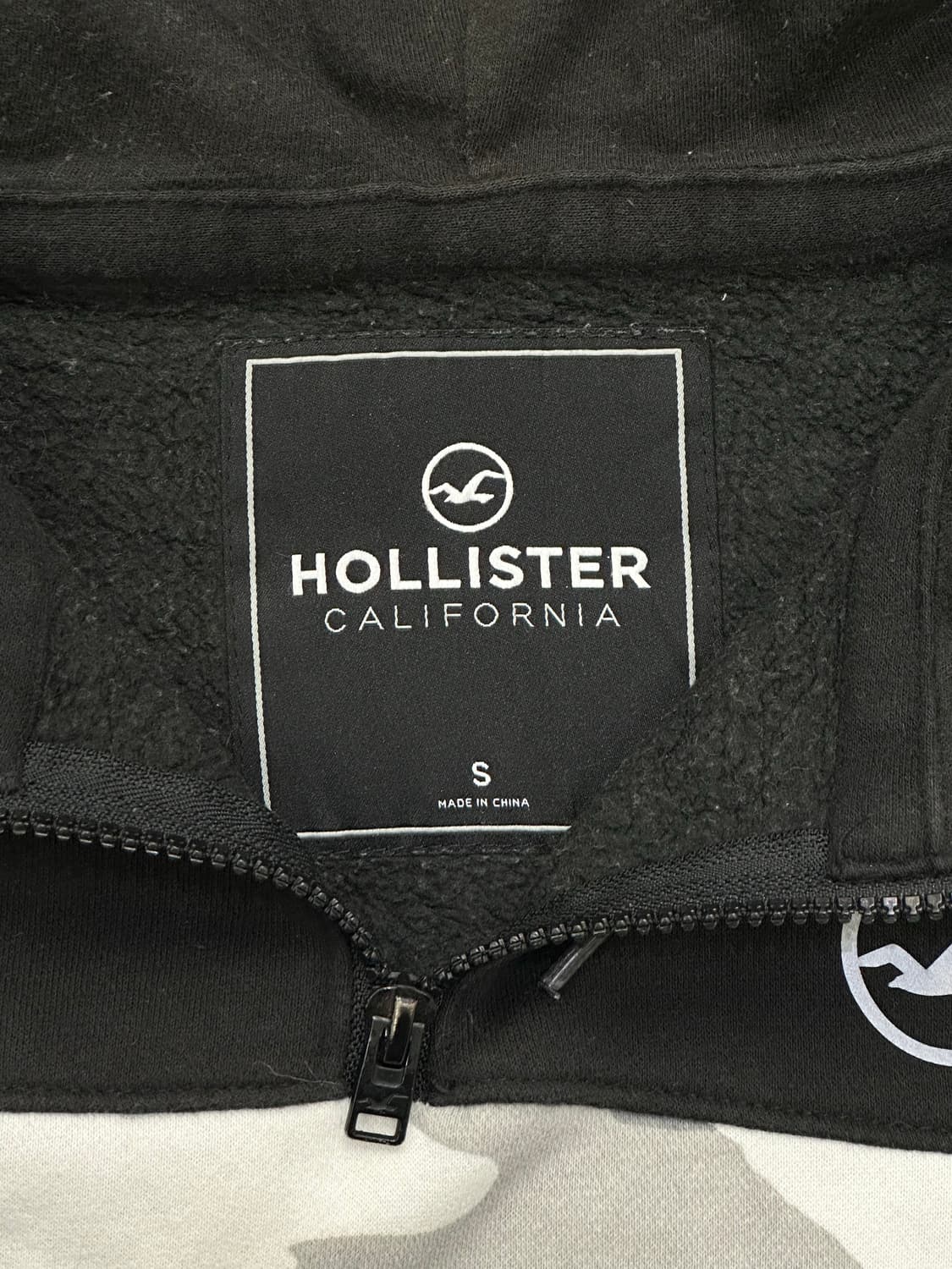 S)Hollister 빈티지 카모플라쥬쿼터 플리스 하프집 후디 상품이미지4