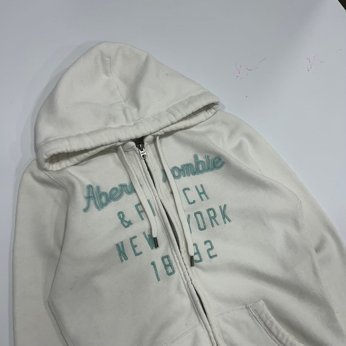 Abercrombie 아베크롬비 민트 글리터 로고 화이트 후드집업 상품이미지4