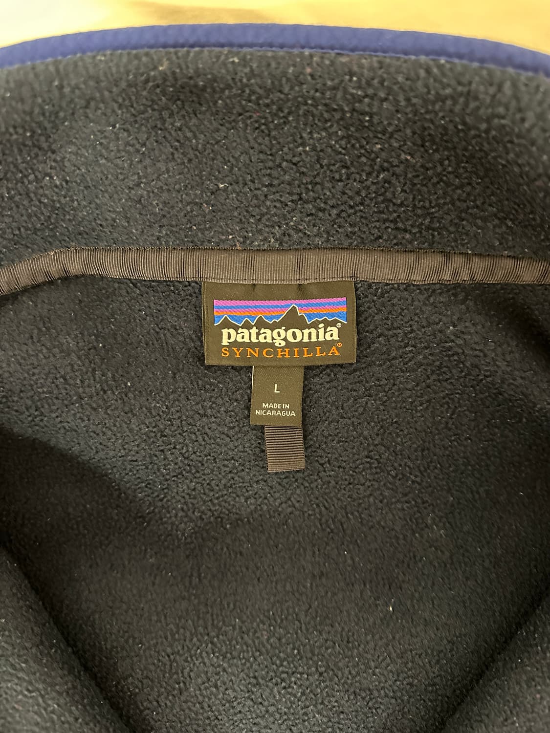 파타고니아 신칠라 켄달제너 레드네이비 상품이미지3