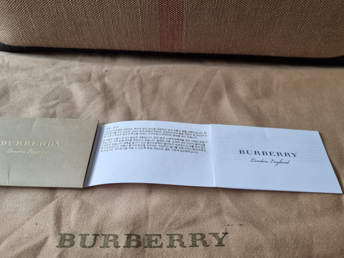 버버리 잉글랜드 토트백 상품이미지9