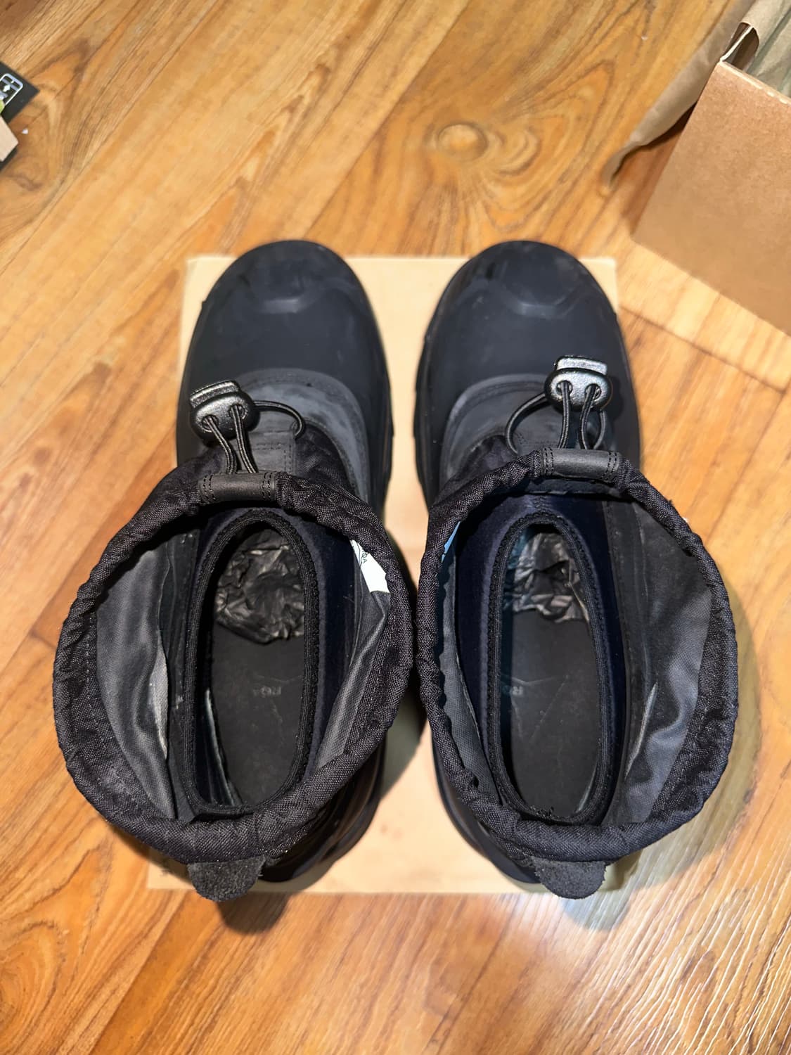 [42] 로아 로우 탑 루버 부츠 블랙 상품이미지5