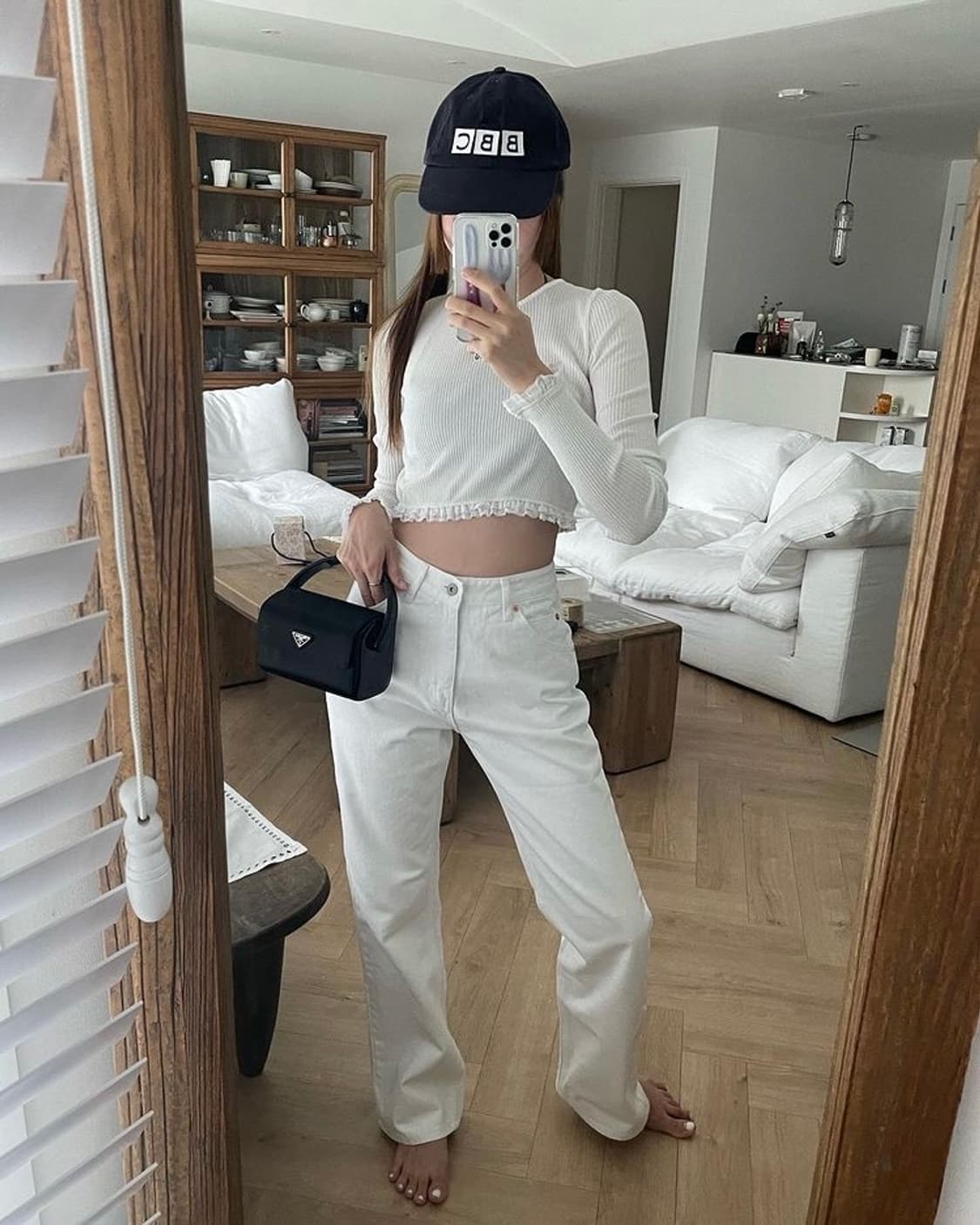 샵오눅 white egg jeans 화이트팬츠 시시아사우르스 상품이미지1