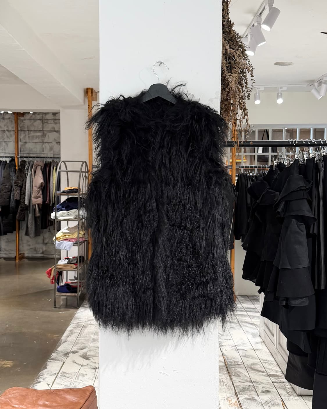 쟈딕앤볼테르 블랙 리버서블 퍼 퀼팅 베스트 상품이미지2