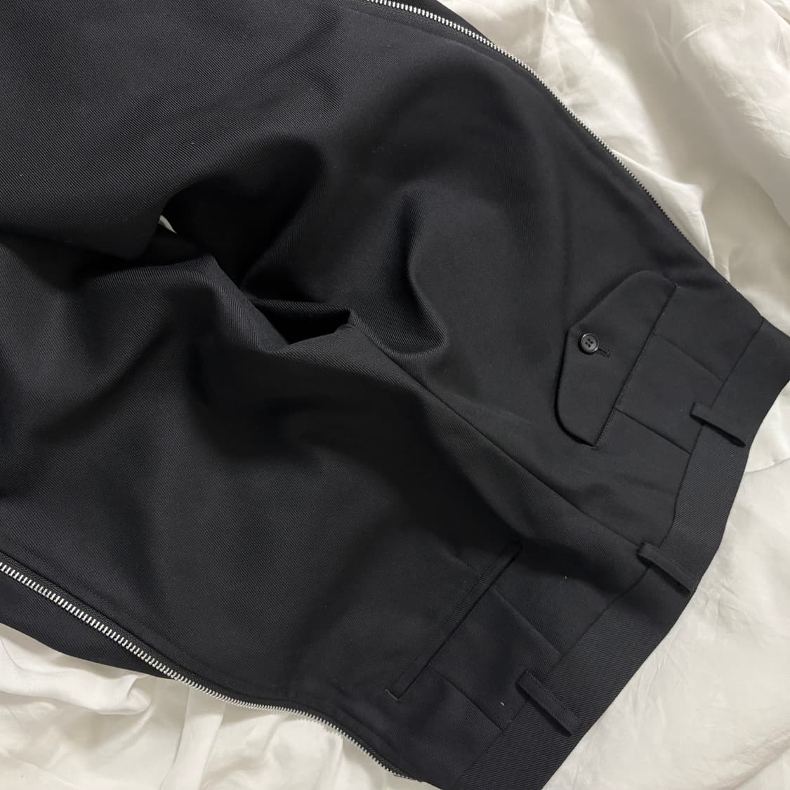 25ss 꼼데가르송 옴므플러스 side zip pants 상품이미지4