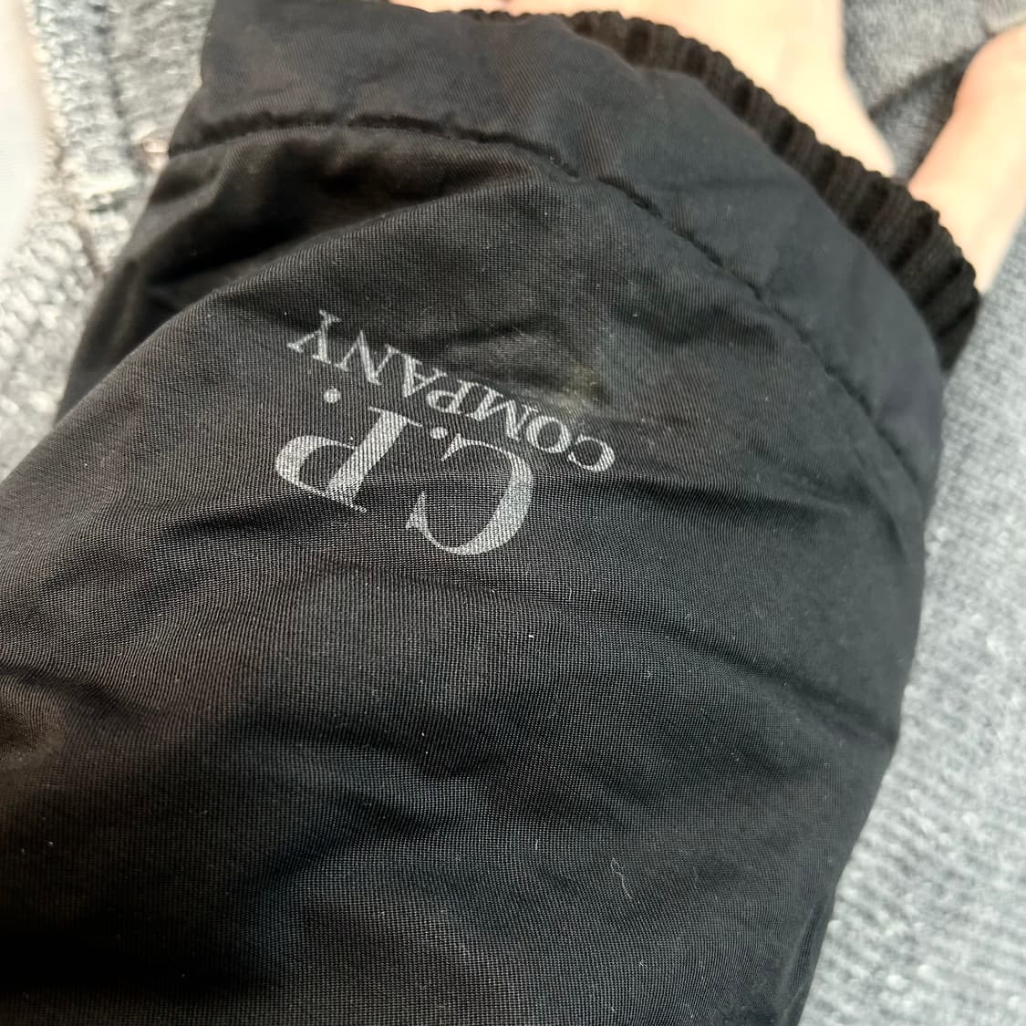 CP 컴퍼니 왁스드 나일론 후드 점퍼 상품이미지7