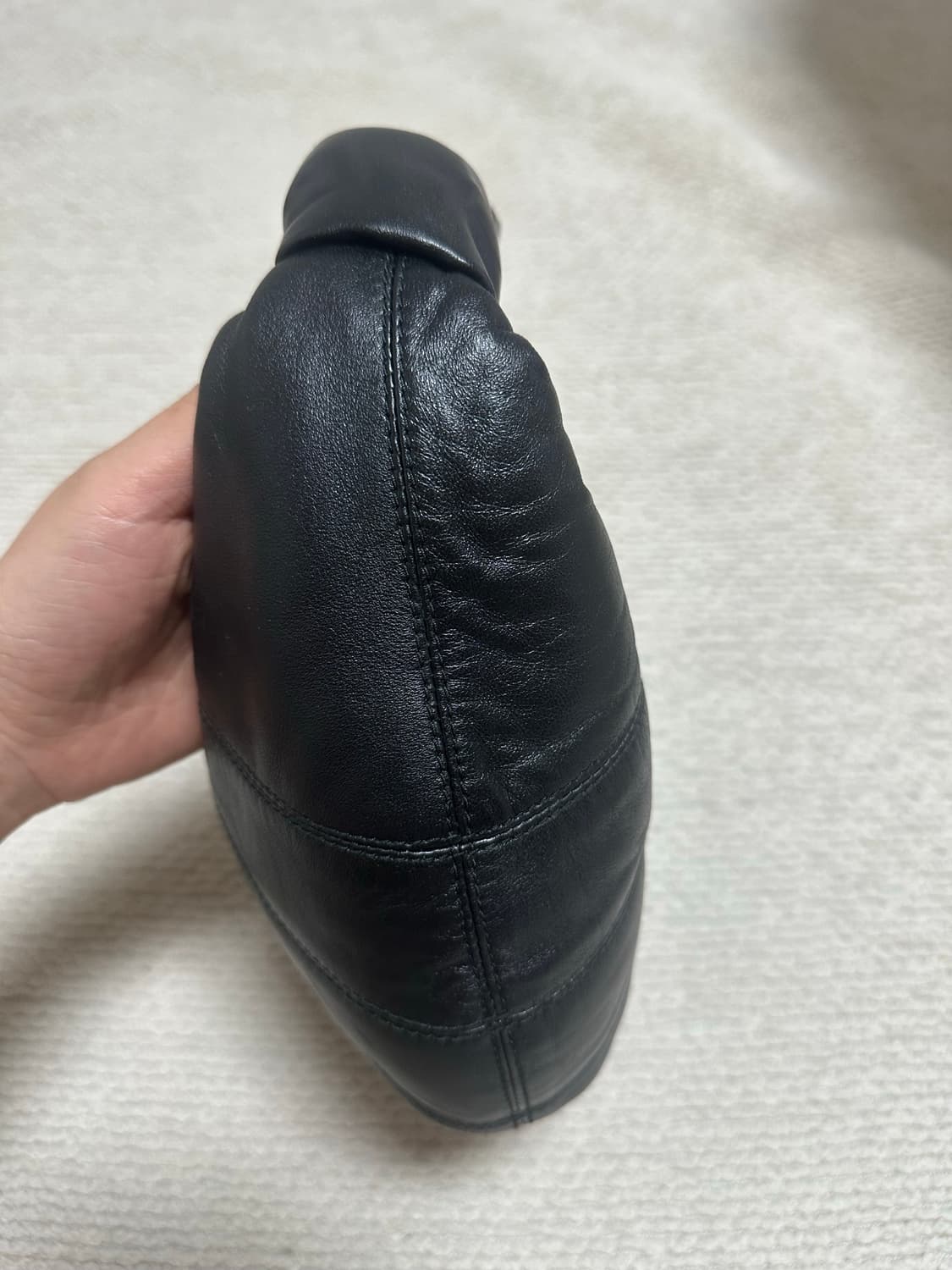 르메르 포춘백 미니 블랙 나파레더 램스킨 상품이미지5