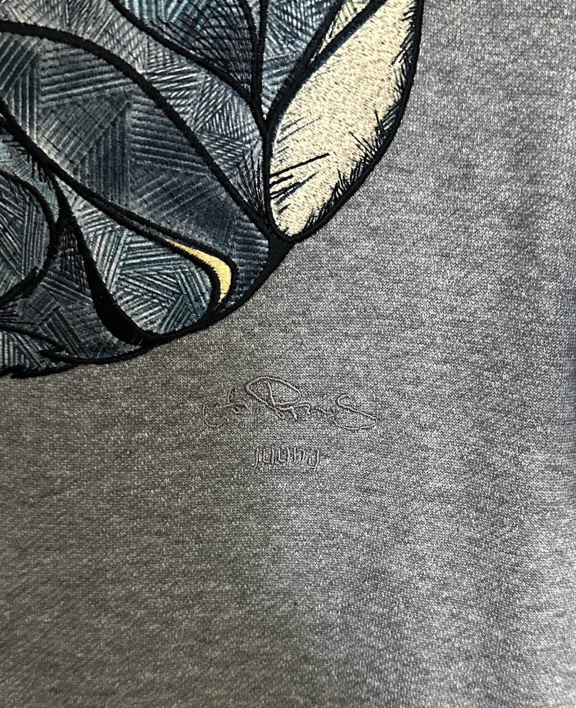 Juun.J 준지 퍼그 자수맨투맨 상품이미지3