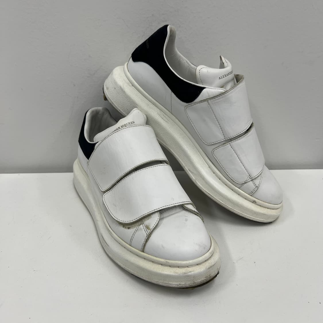 알렉산더 맥퀸 오버솔 벨크로 스니커즈 40 상품이미지1