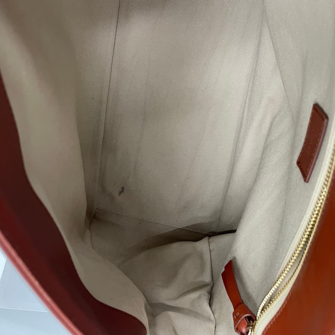 끌로에 페이 라지 브라운 레더 토트백 가방 상품이미지8