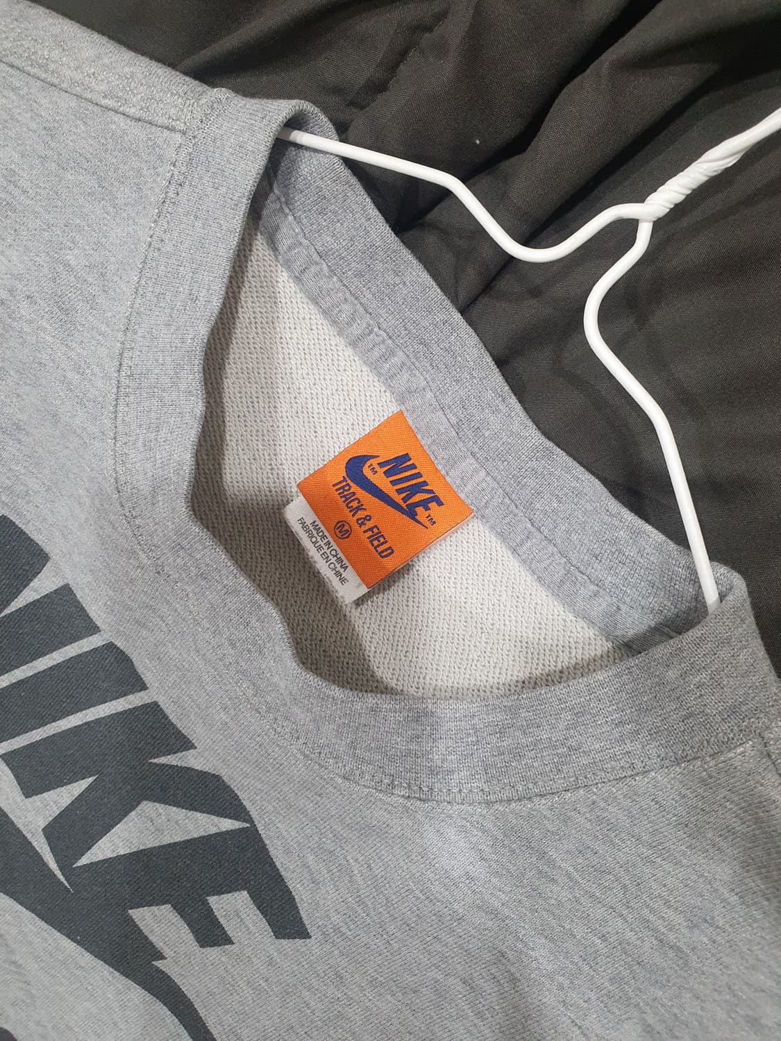 나이키 인터네셔날 맨투맨 상품이미지4