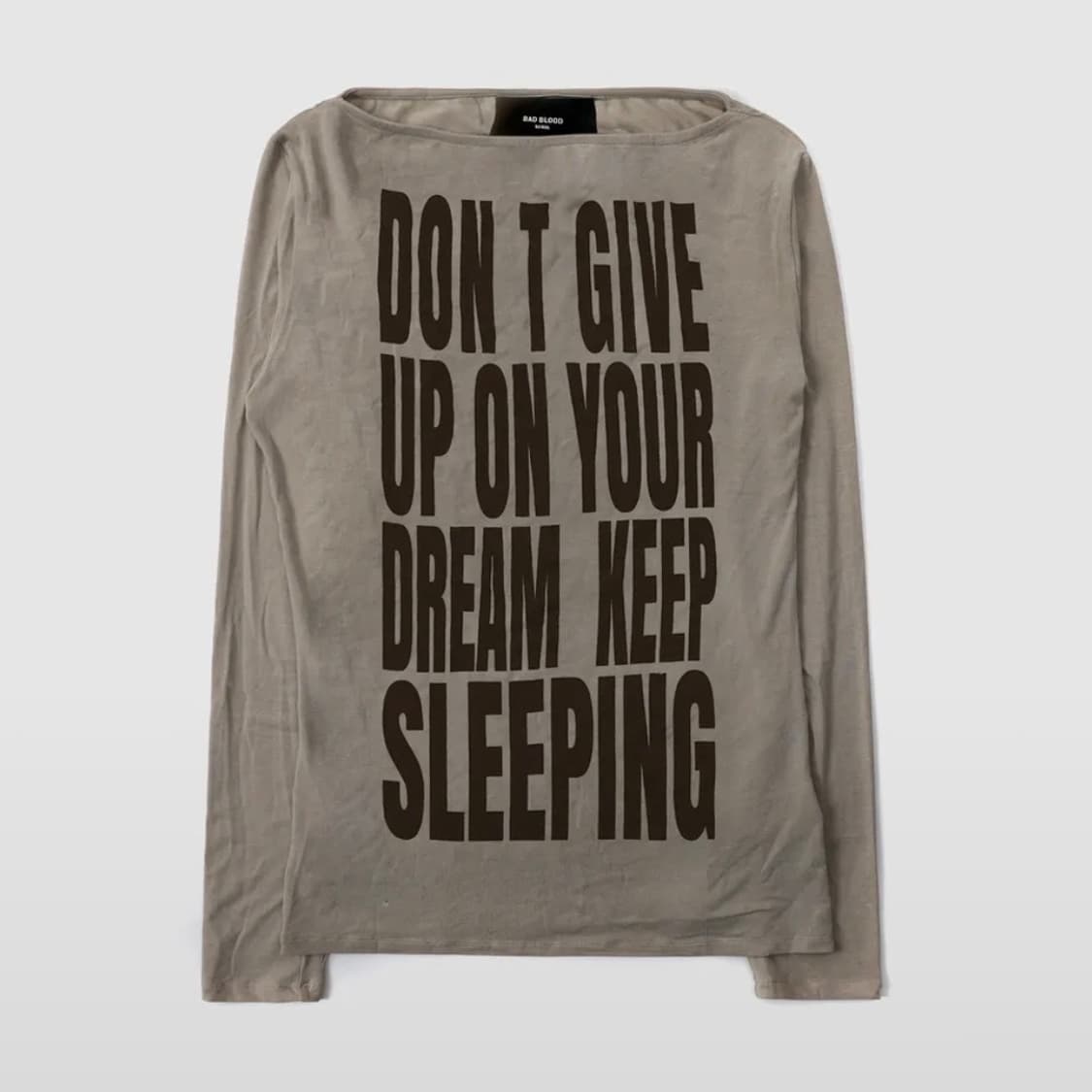 배드블러드 보트넥 루즈핏 티 샌드 상품이미지1