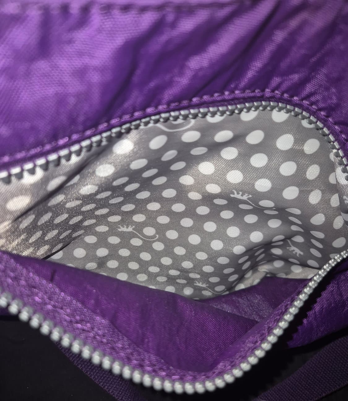 키플링 수납력 좋은 포도빛깔 보라색 크로스백 상품이미지9