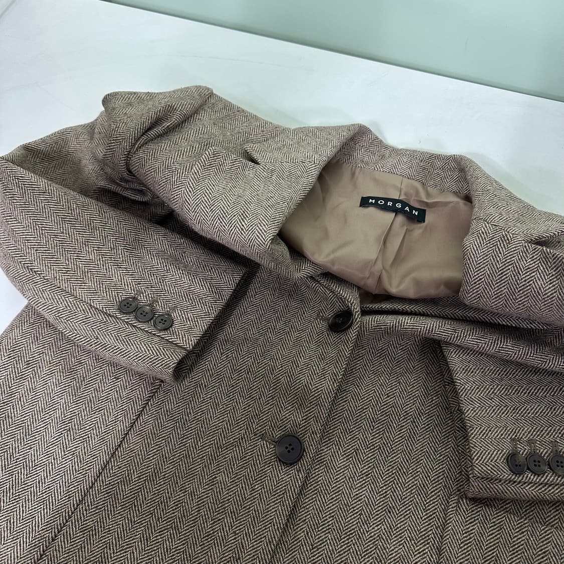 우먼L 모건 클래식핏 모 헤링본 블레이져 상품이미지1