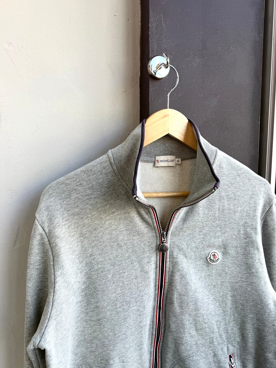 XL/ 몽클레어 와펜패치 트리콧라인 집업 상품이미지4