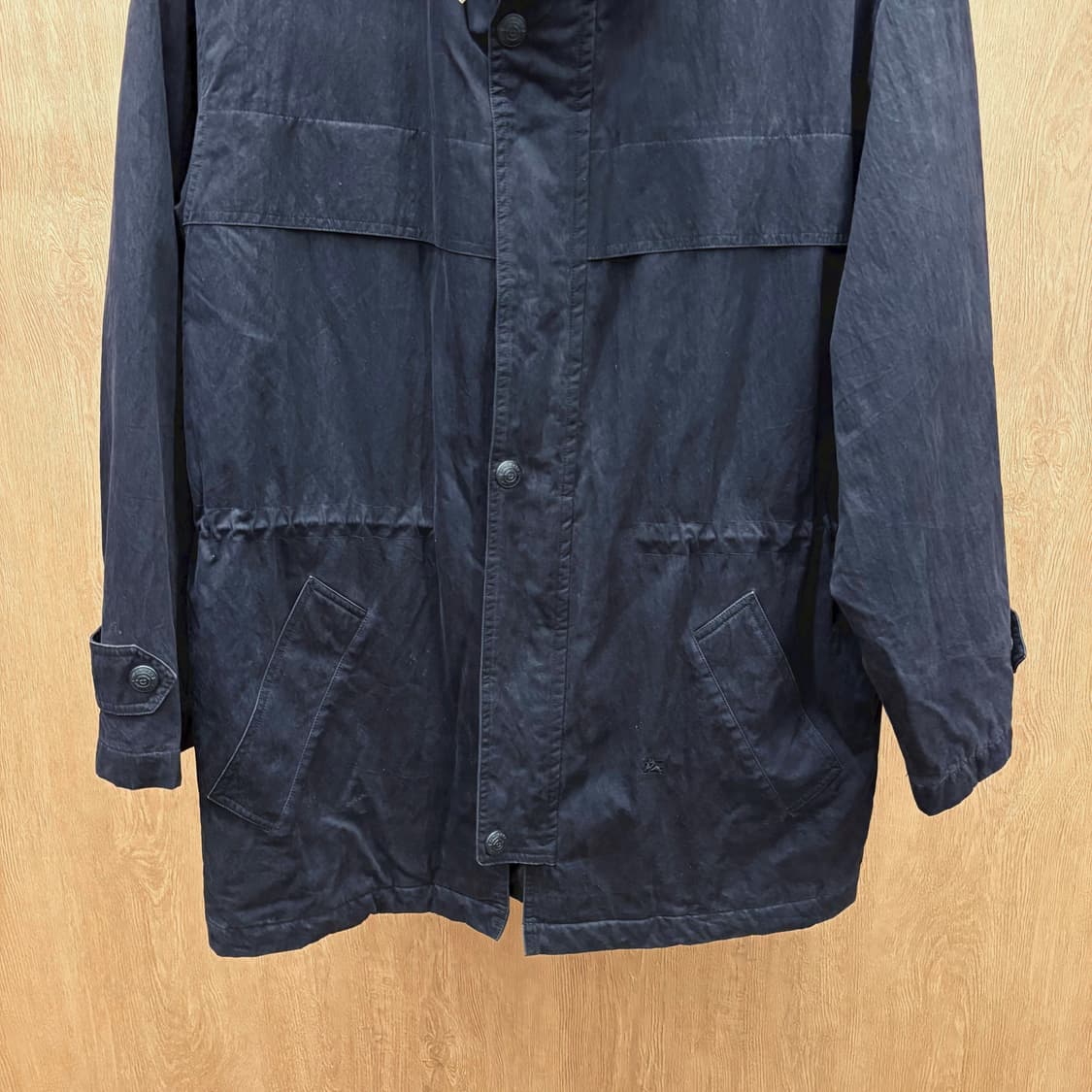 버버리 런던 캐주얼 재킷 히든 플래킷 스티치 라인 스트랩 디테일 네이비 상품이미지5