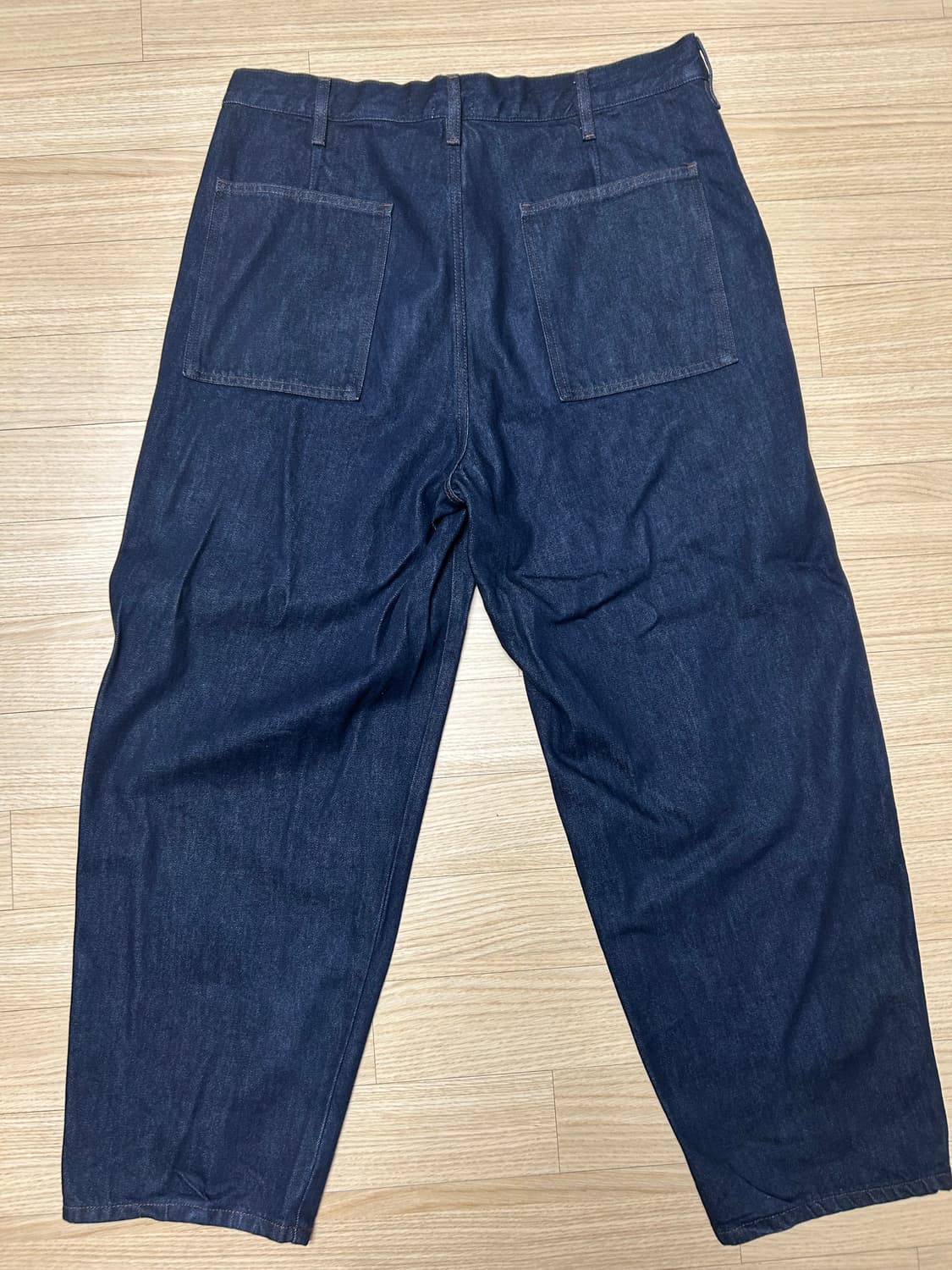 유니클로 와이드 테이퍼드진 상품이미지3