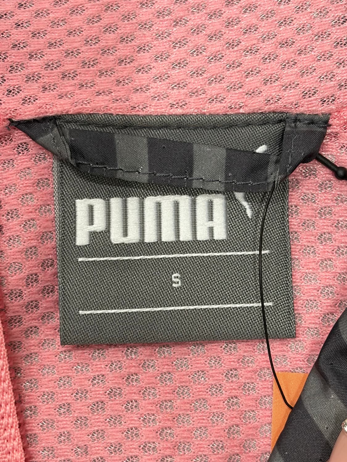 푸마 핑크로고 스트라이프 바람막이 상품이미지6