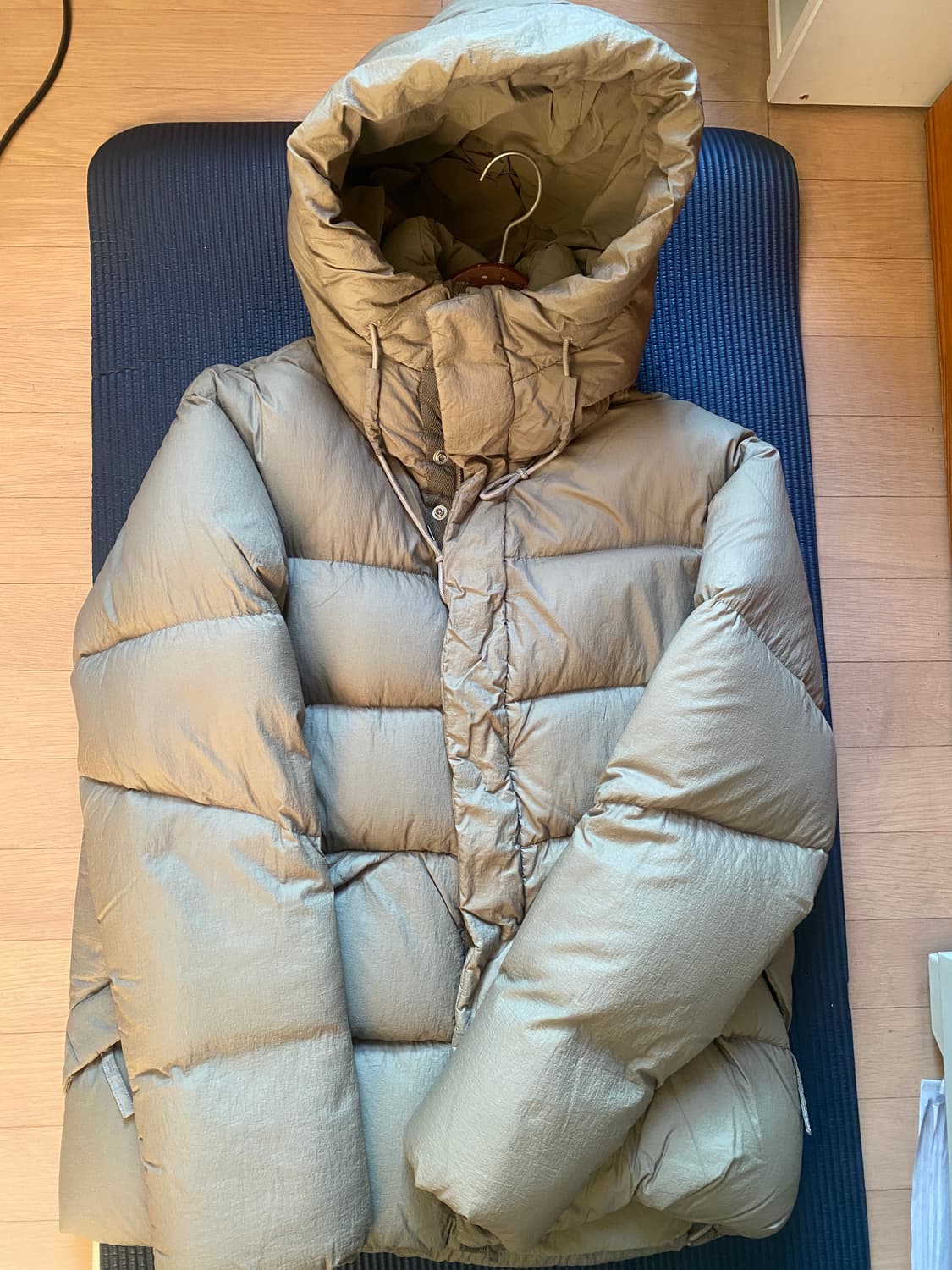 텐씨 패딩 알파인 탠씨 48사이즈 판매합니다 교환가능 상품이미지1