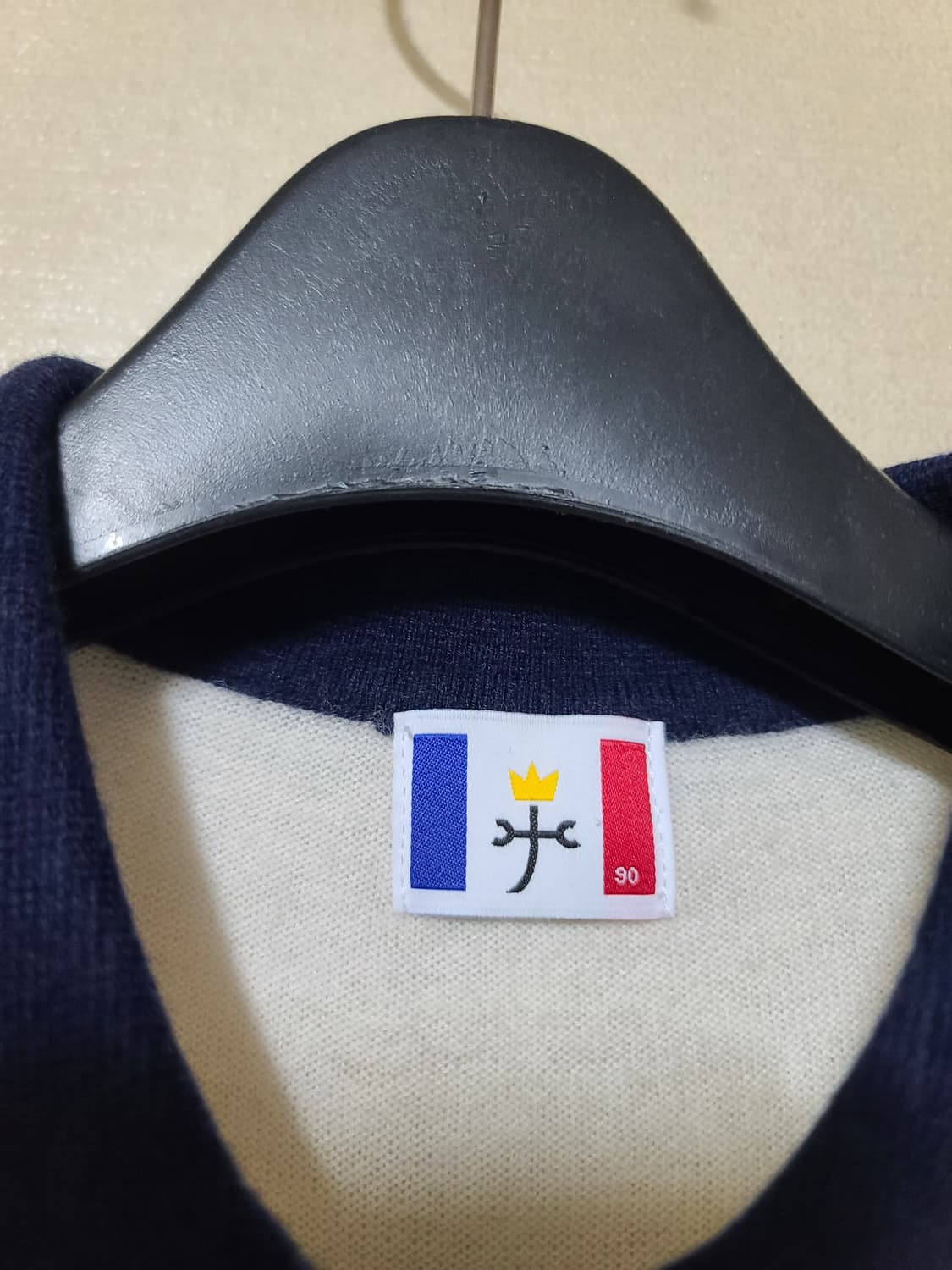 까스텔바작 울캐시 배색 카라 니트 상품이미지5