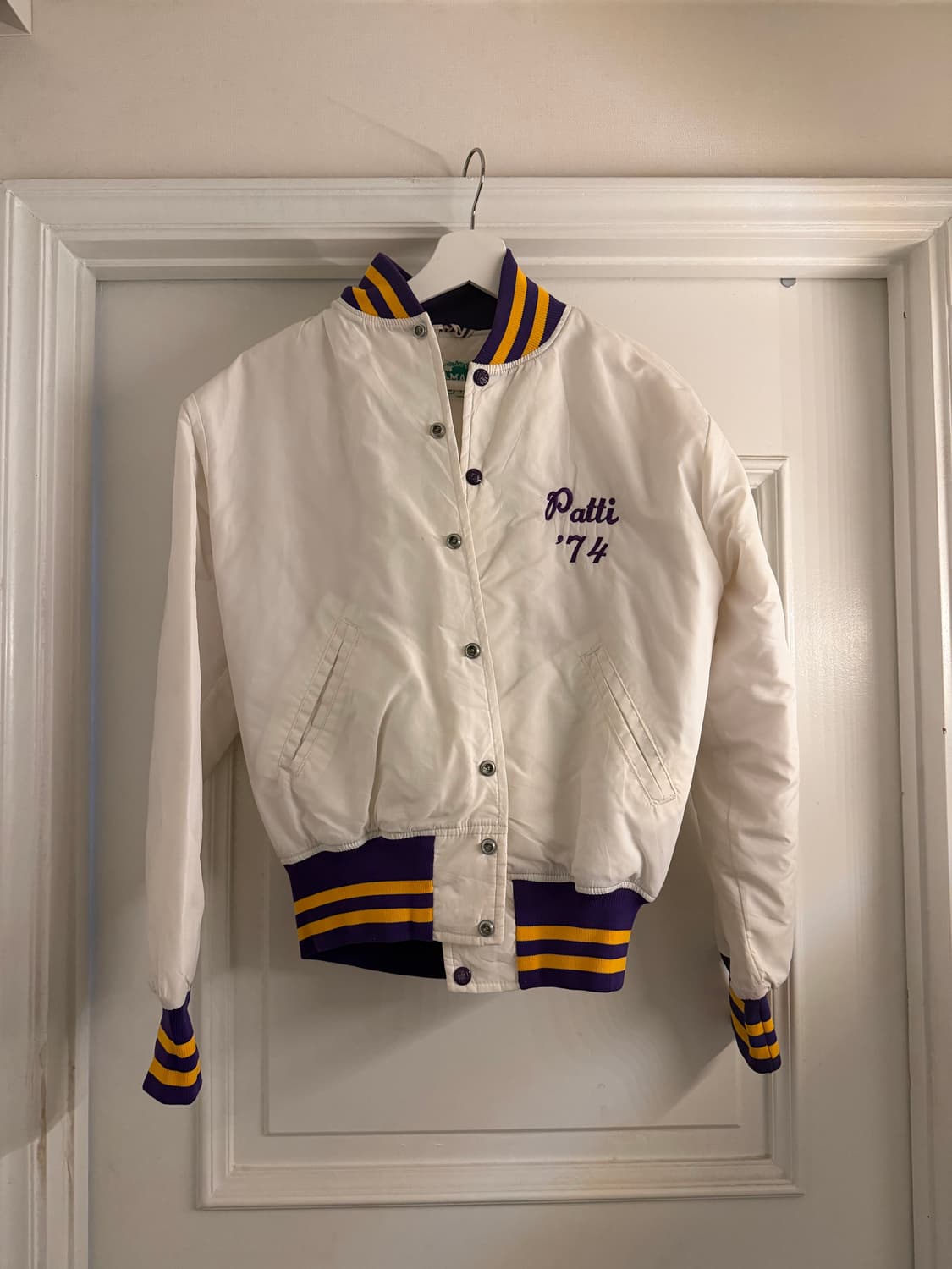 빈티지 화이트 스타디움 자켓 상품이미지1