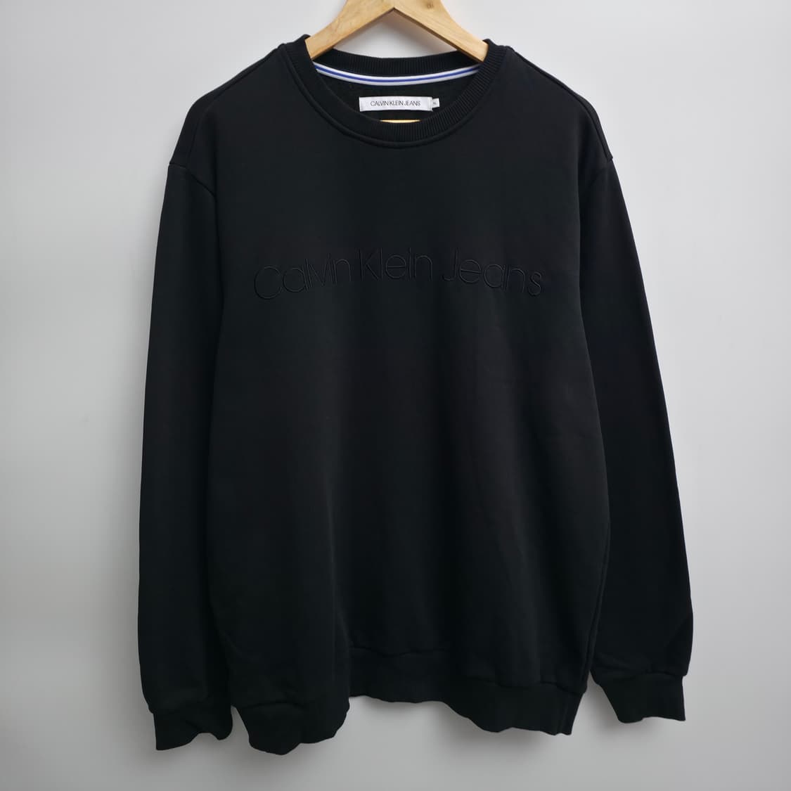 [XL] CK 캘빈클라인 블랙 로고 맨투맨 상품이미지1