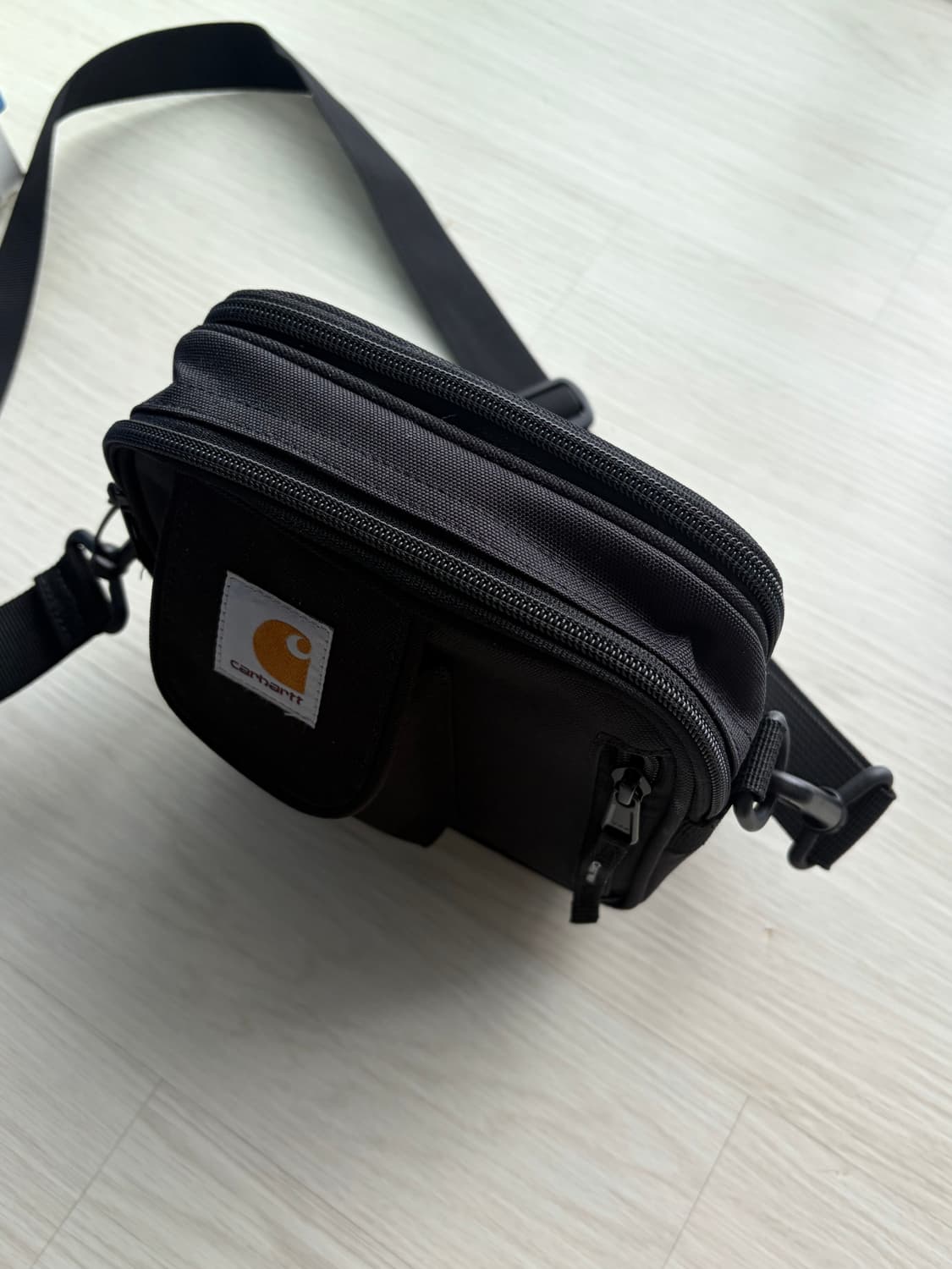 칼하트 에센셜백 크로스백 상품이미지3