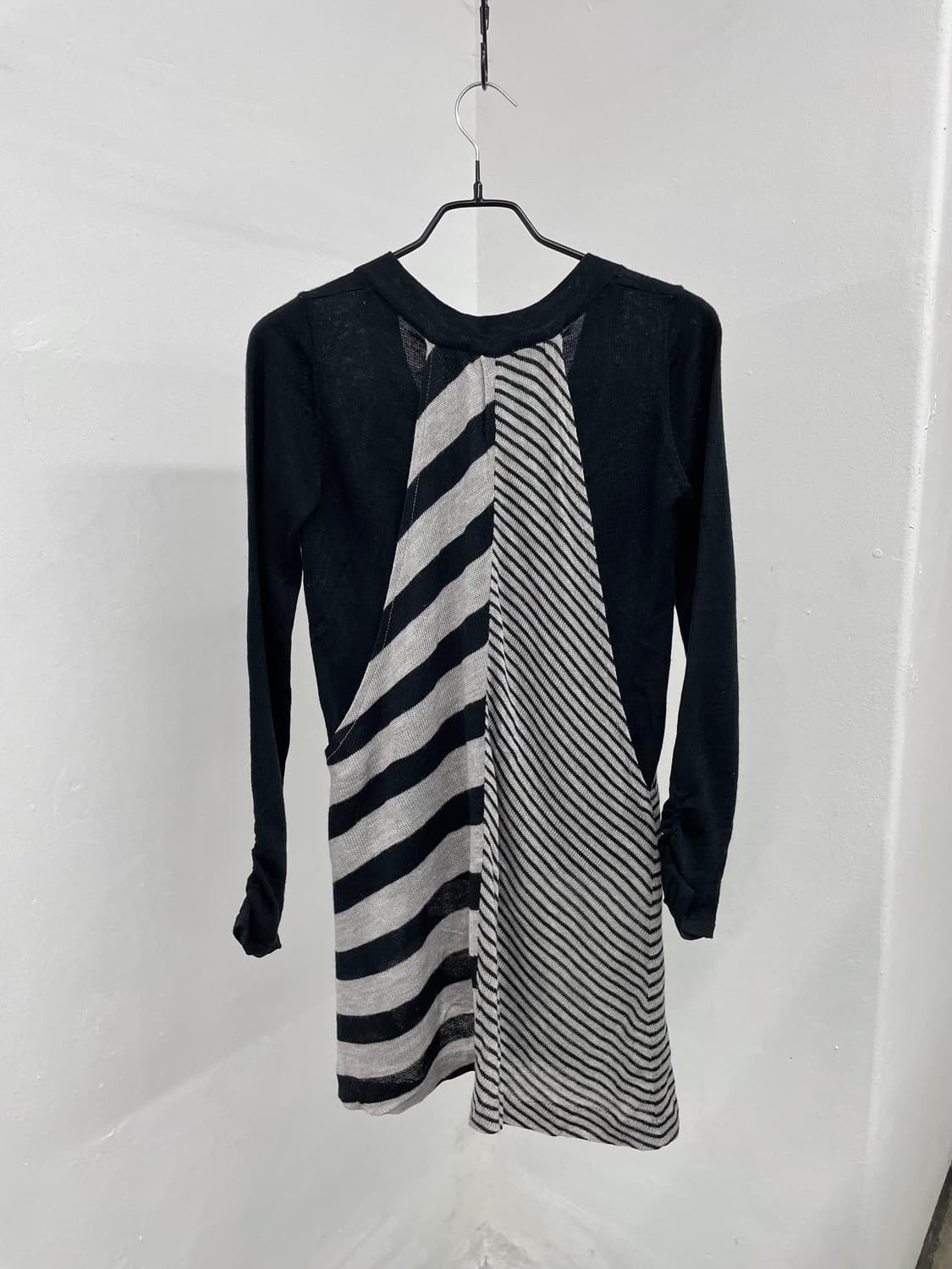 아방가르드 레이어드 니트 원피스 상품이미지7