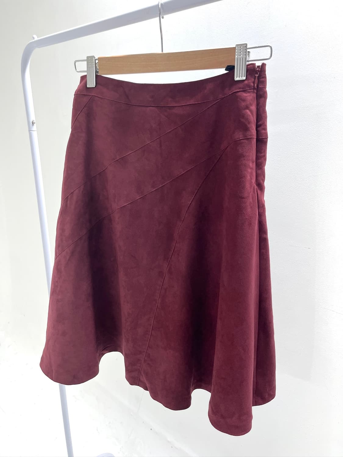Line Point Wine Skirt 상품이미지1