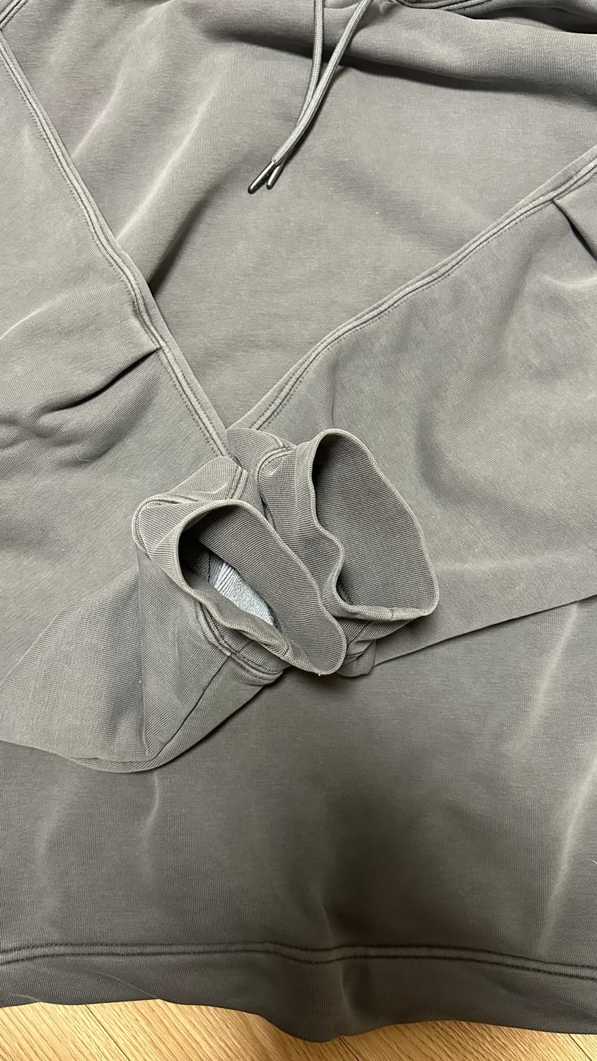 [L] 일꼬르소 피그먼트 다잉 후드티 차콜그레이 상품이미지4