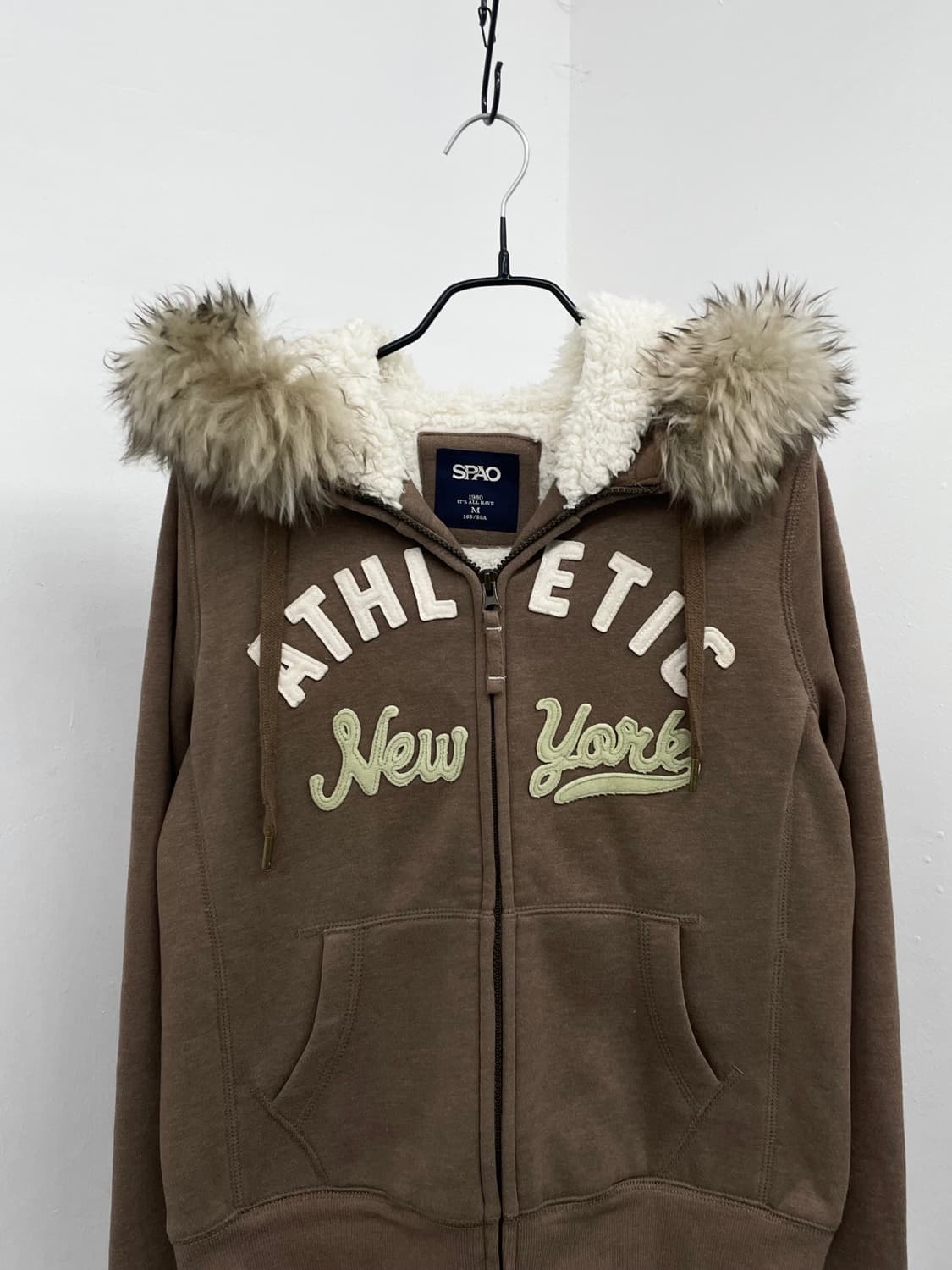 스파오 어센틱 로고 울프죠 집업 상품이미지7