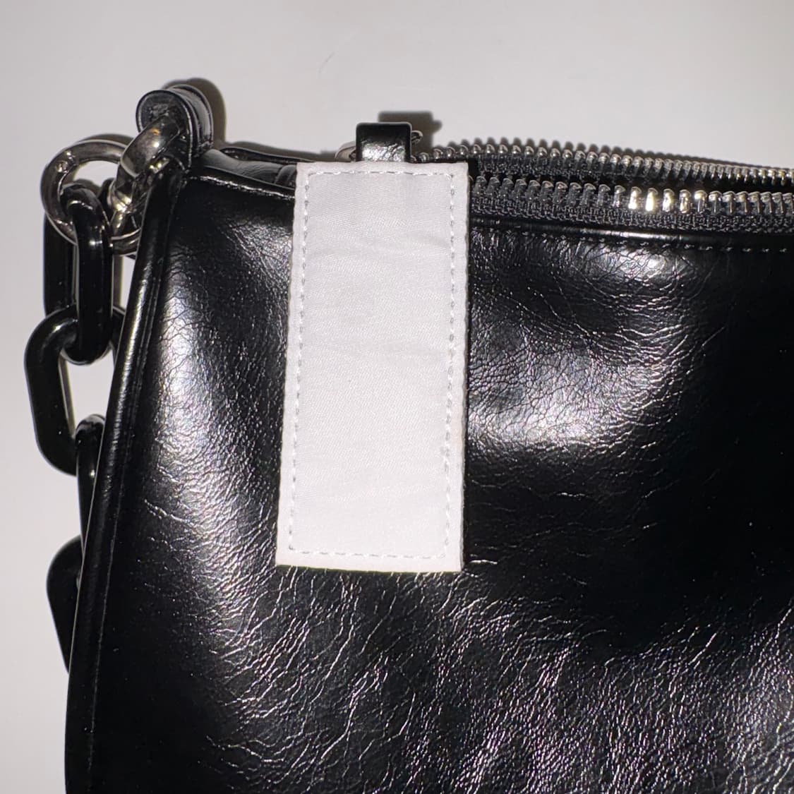 니히 엔벨롭백 다크블랙 상품이미지3