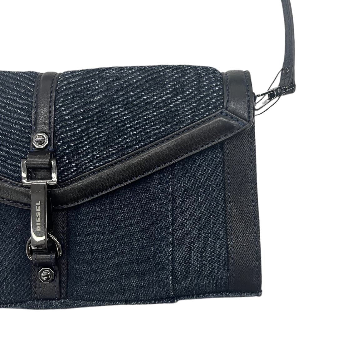 디젤 플리츠 데님 미니 숄더백 상품이미지5