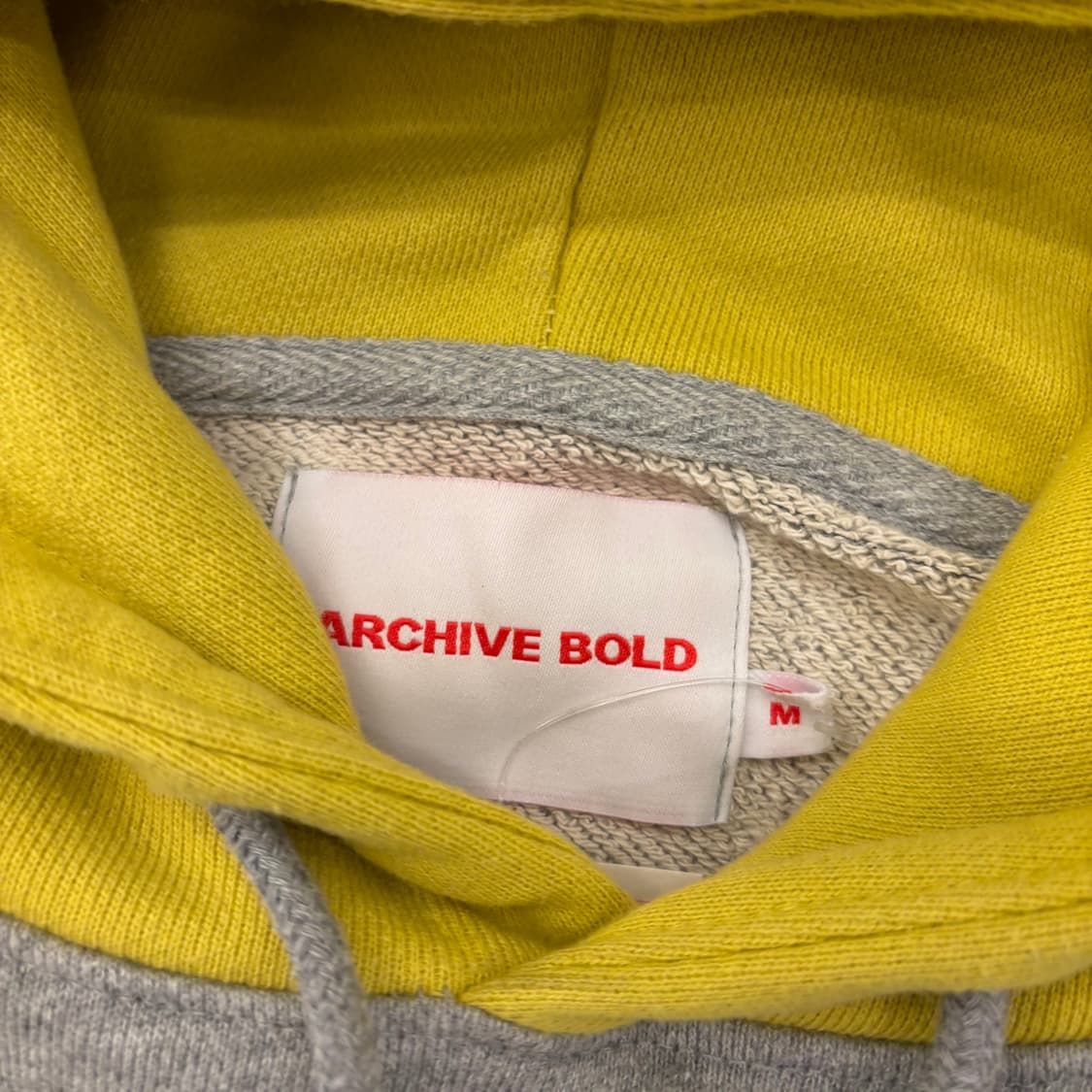 아카이브 볼드 배색 스펠아웃 후드티 상품이미지3