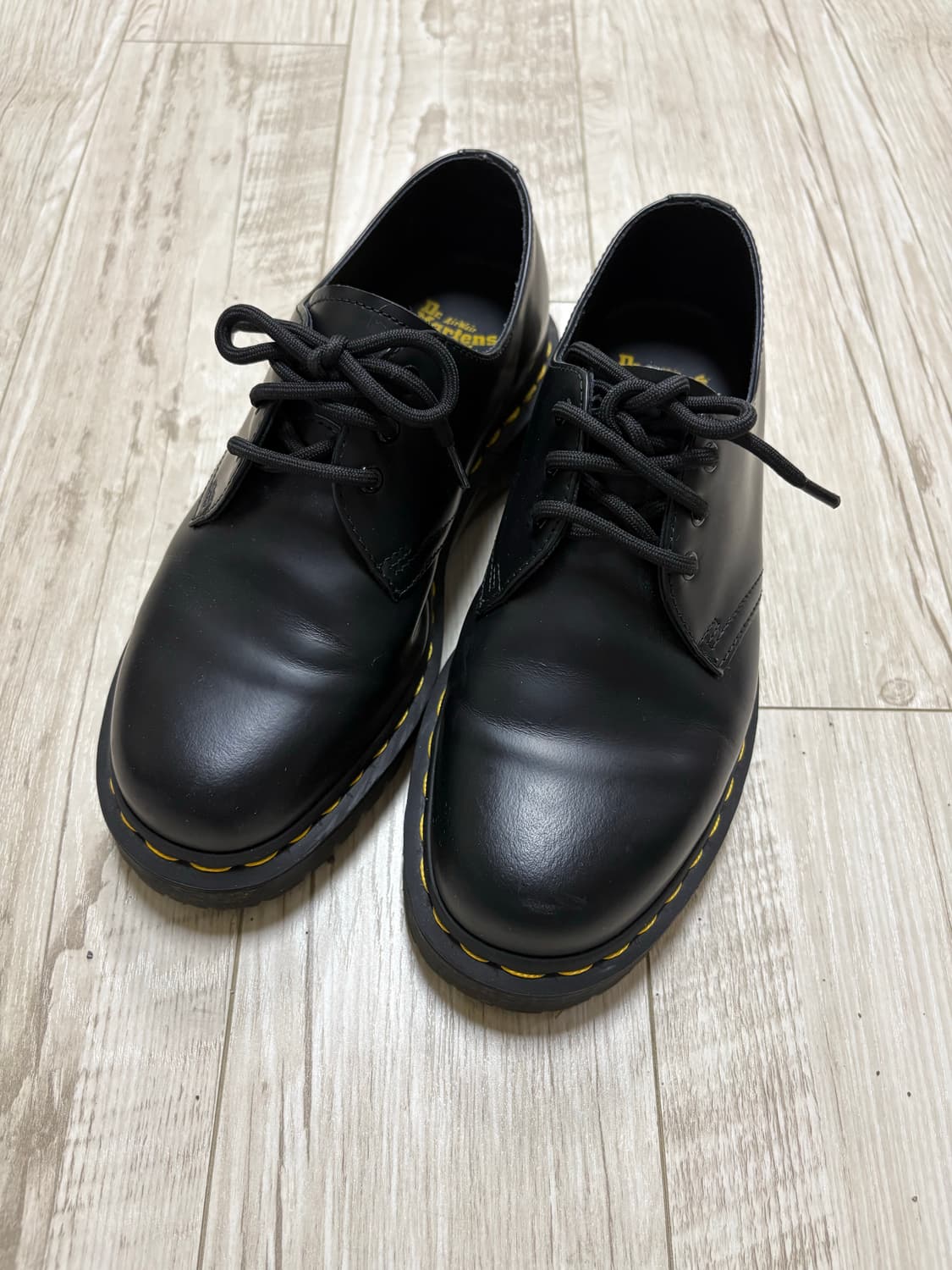 닥터마틴 1461 3홀 벡스 240 상품이미지1