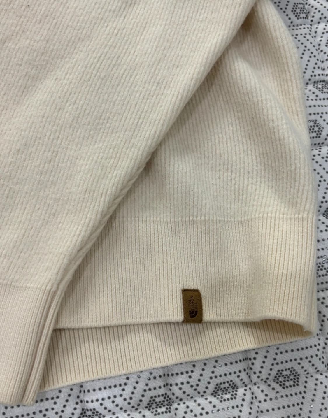 노스페이스 반집업 니트 아이보리 ~66 상품이미지3