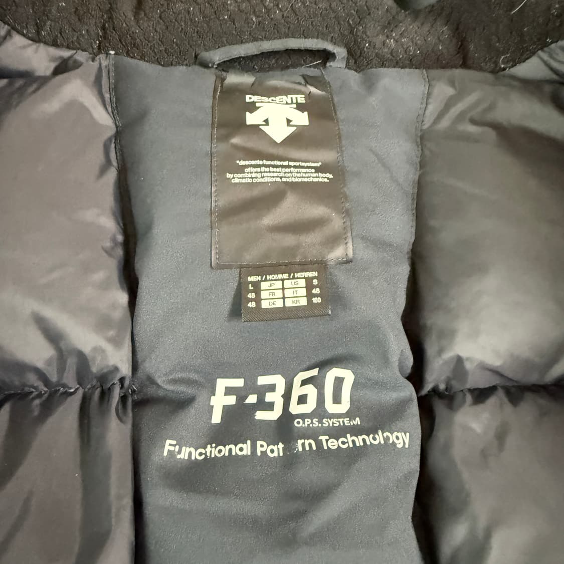 데상트 대장급 구스다운 패딩 L 상품이미지6