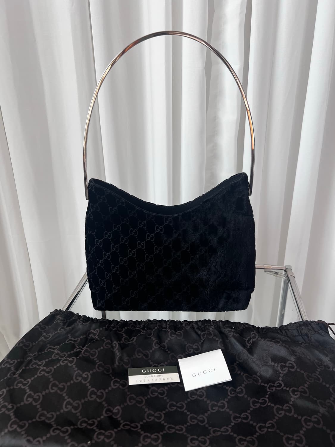 구찌 1997 GG 벨벳 숄더백 상품이미지3