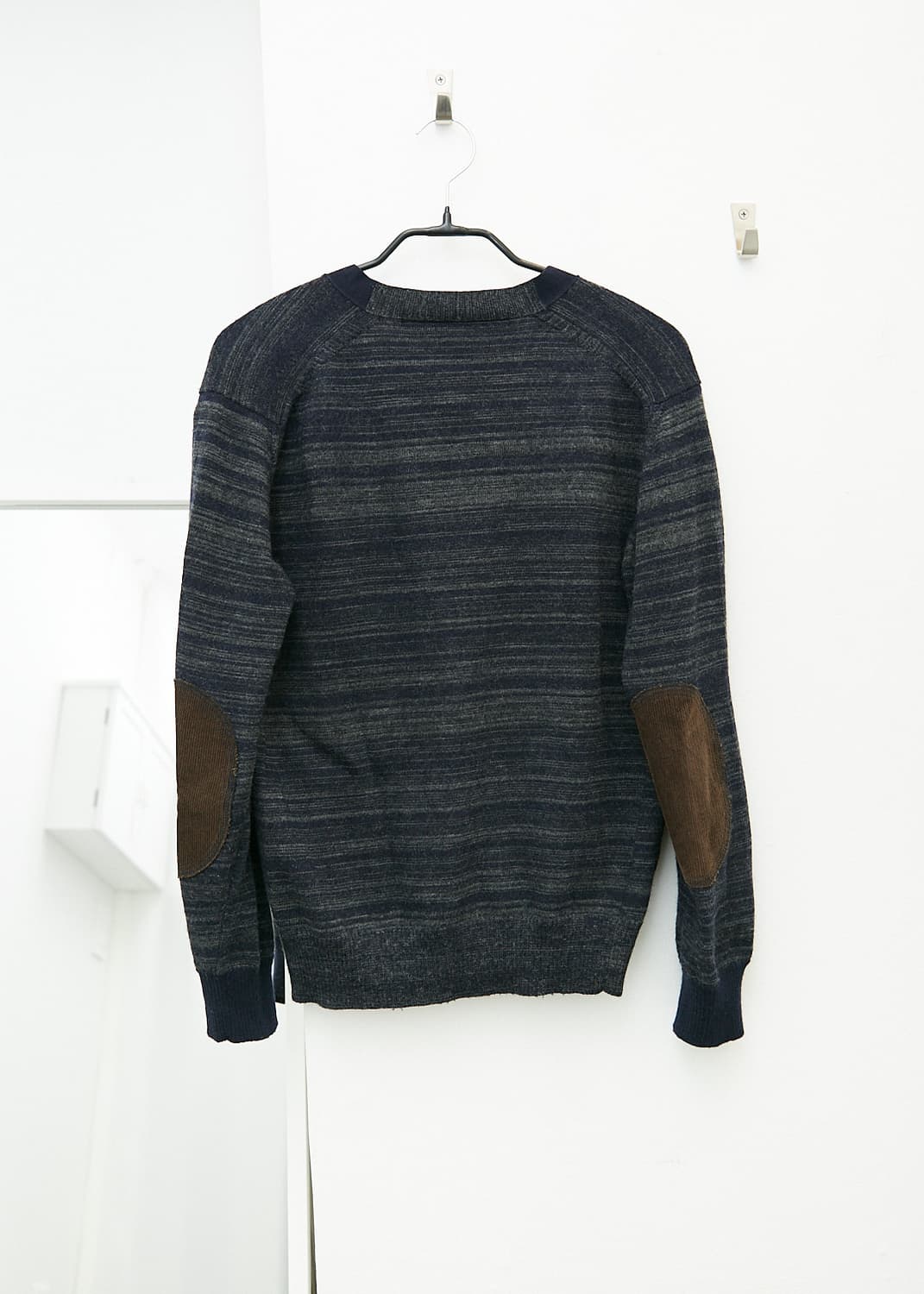 Elbow Patch Cardigan 상품이미지4