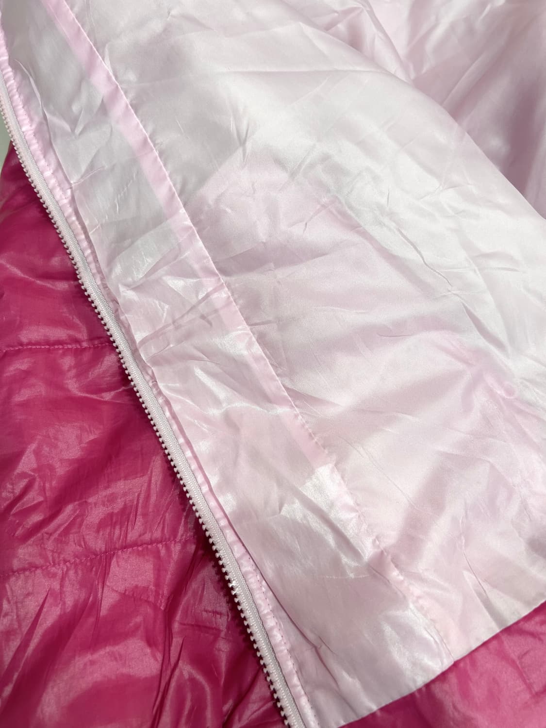 일본수입빈티지 갸루 체리쥬빌레 핑크 패딩 유광 상품이미지3