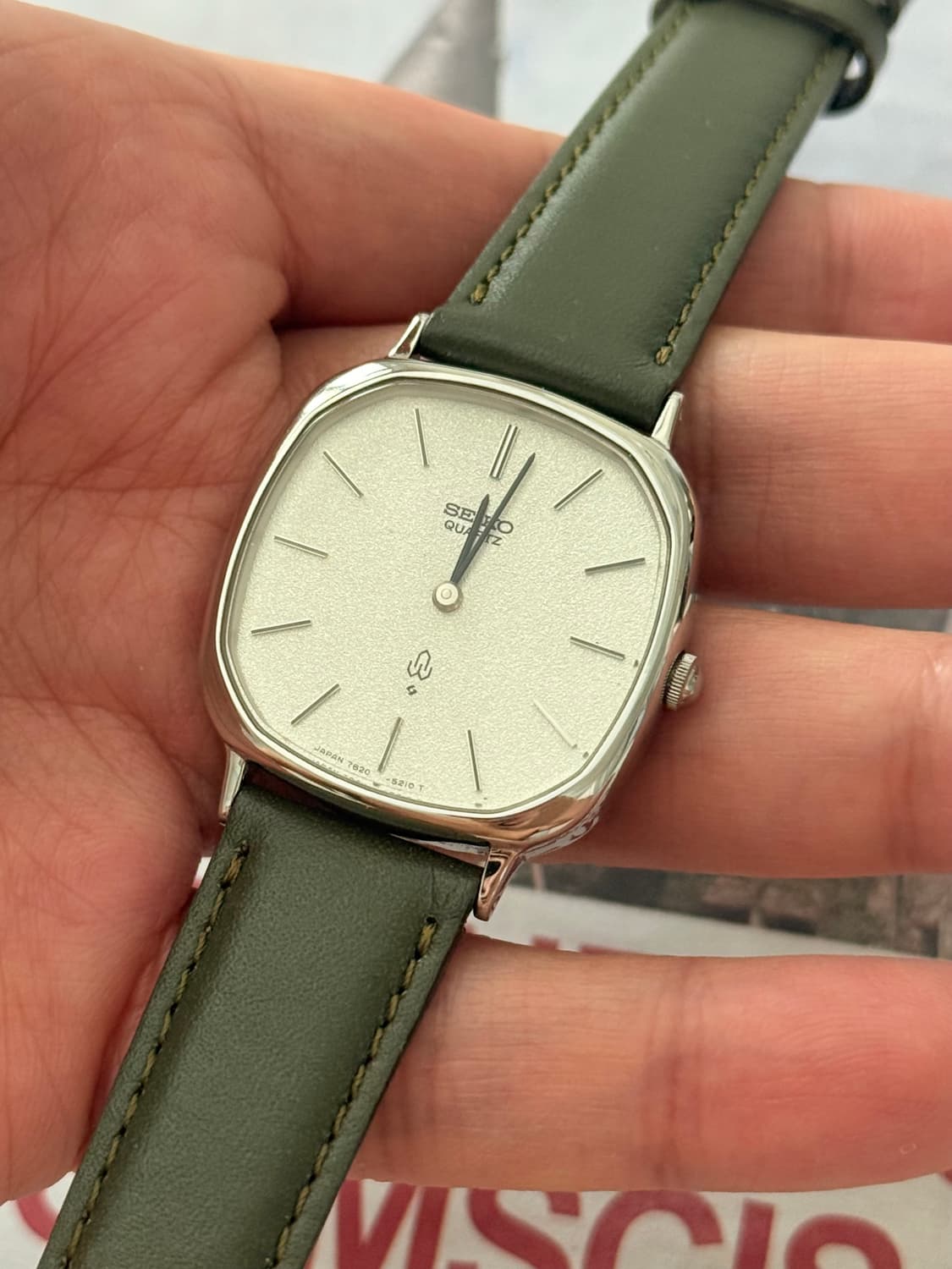 Seiko 세이코 샌드 피니시 다이얼 Square Quartz 상품이미지3