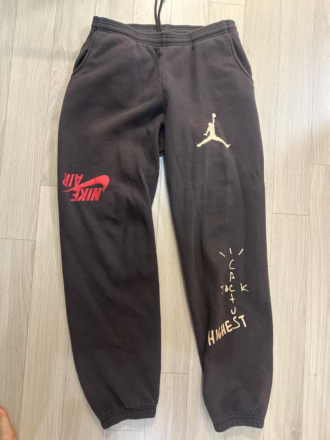 트래비스스캇 조거 팬츠 M 캑터스잭 상품이미지1