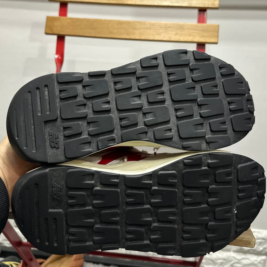 240) 뉴발란스 운동화 여성 여자 신발 57/40 레드 상품이미지6